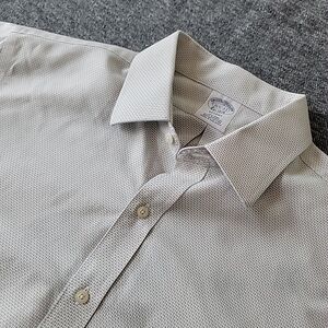 Brooks Brothers Shirt Mens 16.5 33 Regent Gray Textured Button Up Supima NonIron